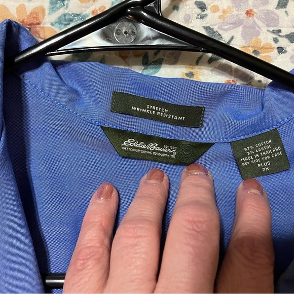 Eddie Bauier women’s Blue Button-Up Shirt - Picture 2 of 5